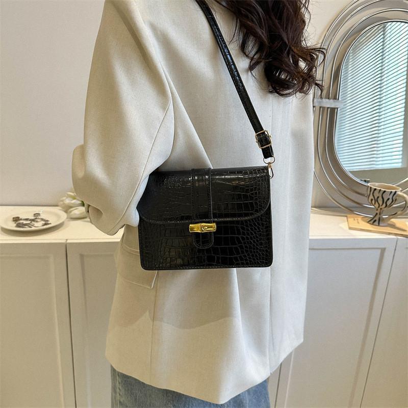 Chic Street Style Crossbody Bag Women's Casual Commuter Bag Medium Size