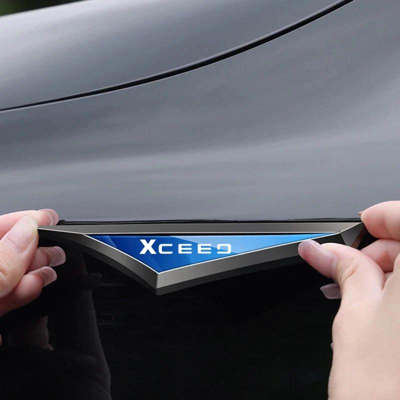 NCUD9 2pcs Metal Car Side Fender Badge Decal For KIA XCEED Logo Alloy Bumper Sticker Modified Styling Vehicle Decoration Accessories