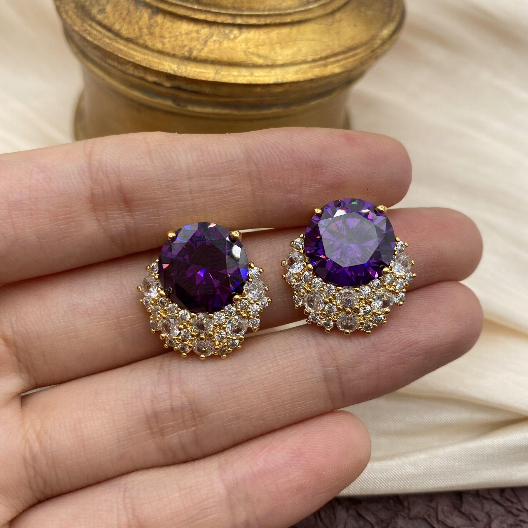 

Модные корейские серьги с кристаллами циркона 2023 года: Легкий, Элегантный и Универсальный.