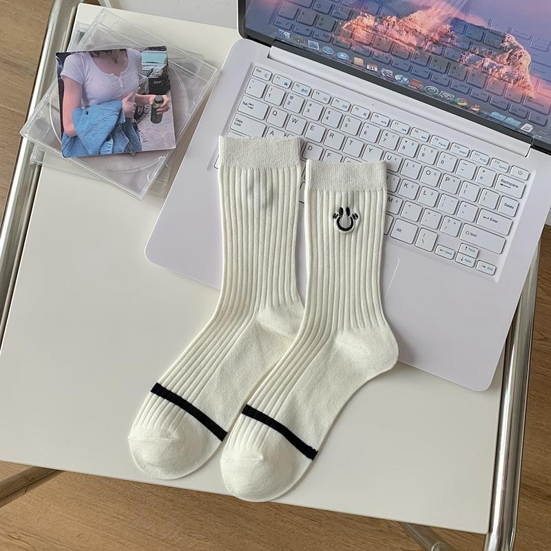 

Носки для женщин, двойная игла, тонкий хлопок, однотонный вышитый смайлик, носки средней длины для детей, весенние и летние женские носки average size чистый белый