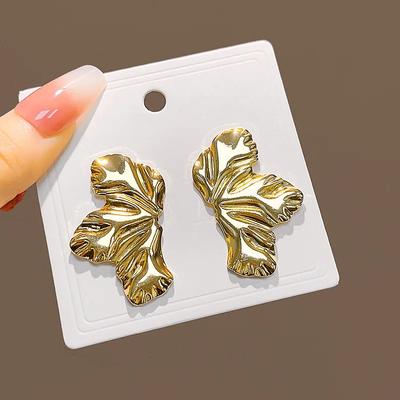 Französischer Retro-Blattohrring, Mädchenparty, Übertriebene Metallohrringe, Unregelmäßige Blütenblätter, Modischer Glänzender Ohrring Schmuck