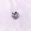 2024 New Fashion Halloween Skull Hand Ear Clip Without Ear Hole Strange Hand Ear Clip Manufacturers Supply Punk Jewelry Ear Clip