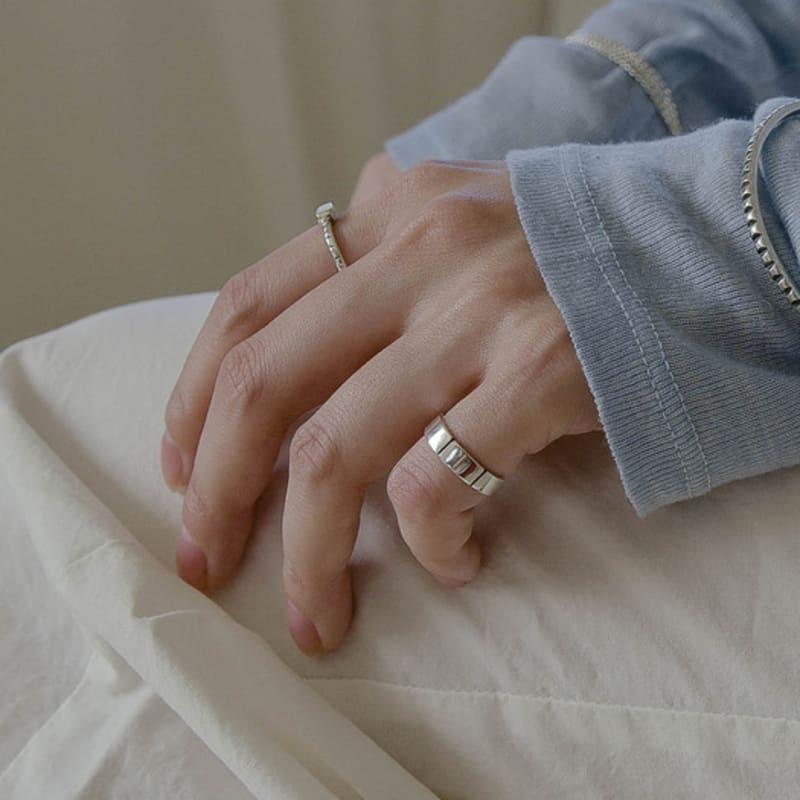 Retro finger Tile_SR143