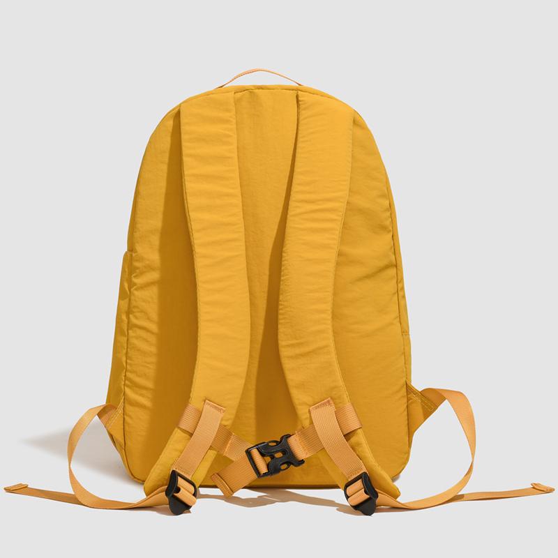 Lightweight Outdoor Sports Backpack for Men and Women Casual Travel Nylon Bag with Arc Shoulder Straps Dual-tone Available