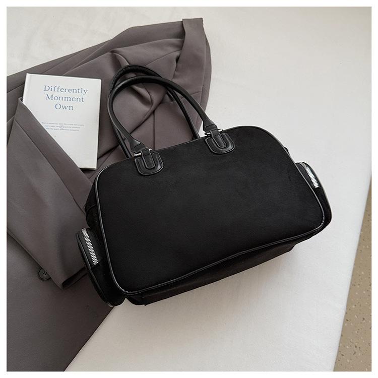 

Вместительная ретро-сумка Boston женская 2025 новая ретро повседневная сумка через плечо премиум-класса для поездок на работу, сумка подмышку чёрный