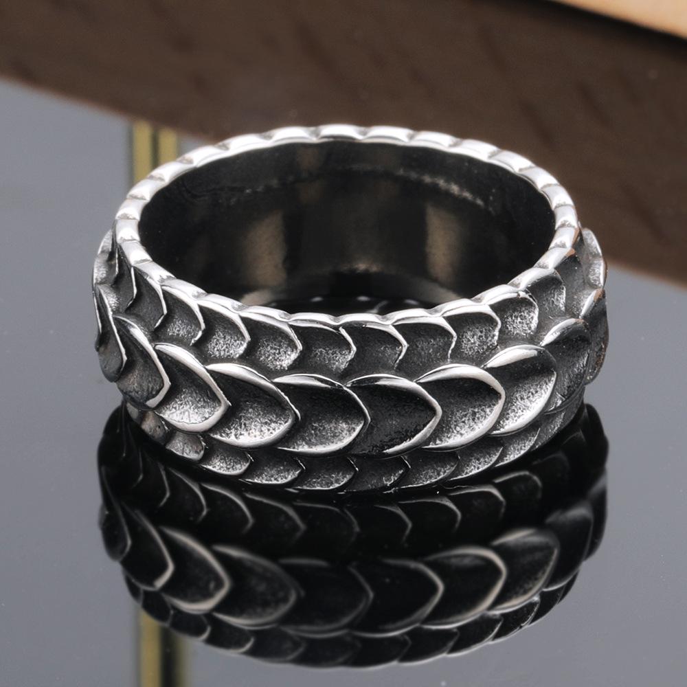 European-American Retro Dragon Scale Titanium Steel Ring for Men