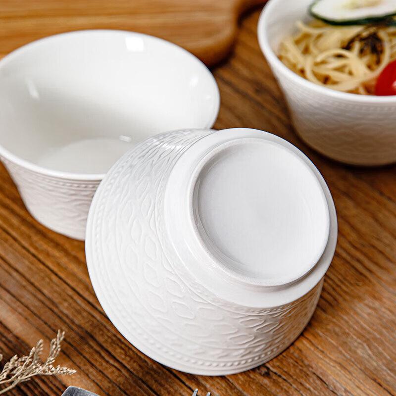 ZISIZ French Embossed Elegant White Ceramic Bowl Set