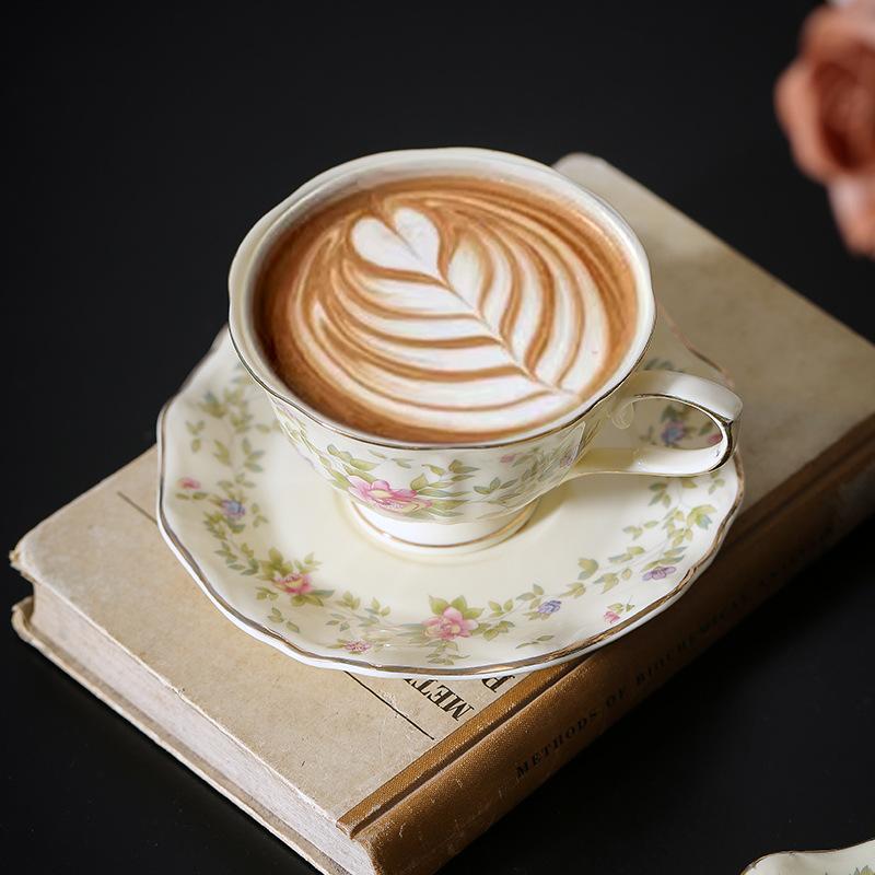 French Floral Ceramic Coffee Mug and Plate Delicate Floral Gold-rimmed Mug Vintage Afternoon Tea Latte Coffee Cup Breakfast Cup