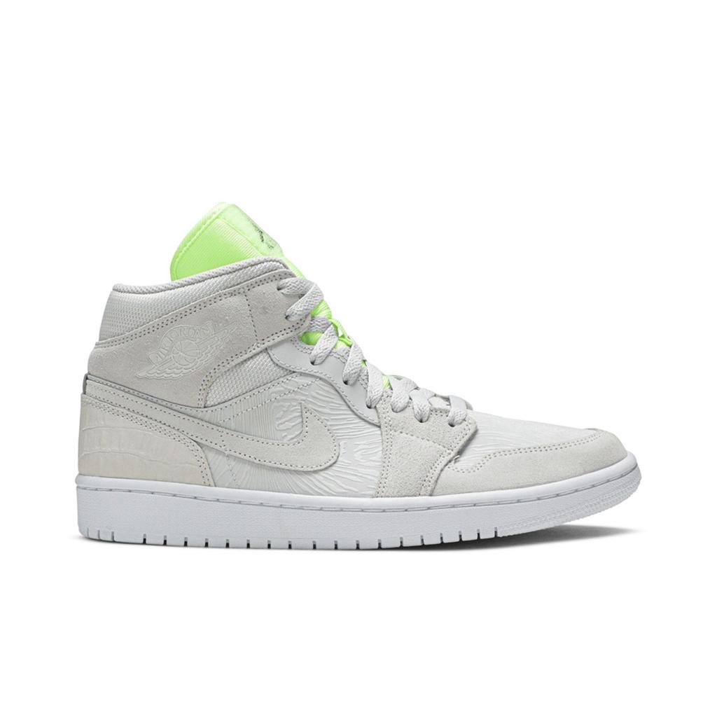 Womens Air Jordan 1 Mid 'Ghost Green' (women's sizes) Vast Grey / Ghost Green / White Vintage Basketball Shoes CV3018 001