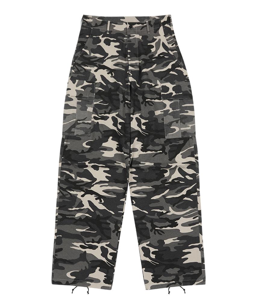 SUNDAY FRUIT MARKET Camo Cargo Pant