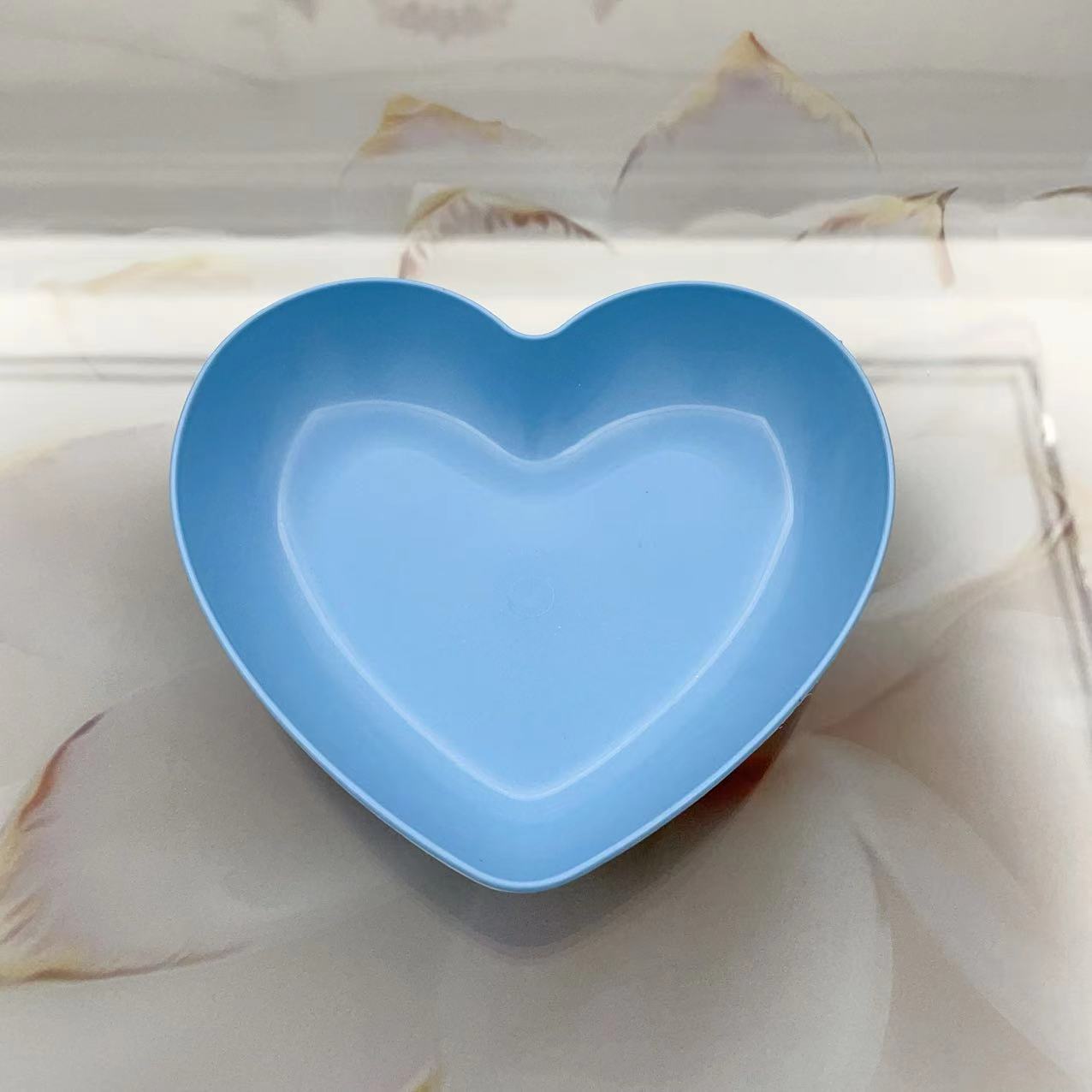 

10 шт., тарелка для вертелов в форме сердца, для домашнего использования, для вечеринок, поднос из пищевого пластика, фруктовая тарелка, торт, закуска, десерт, обеденный стол, мусор