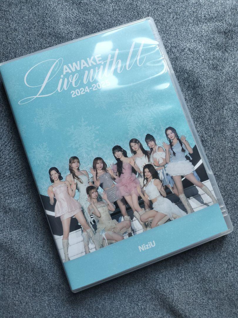 

[USED] Regular Edition (First Press Edition) NiziU Live with U 2024-2025