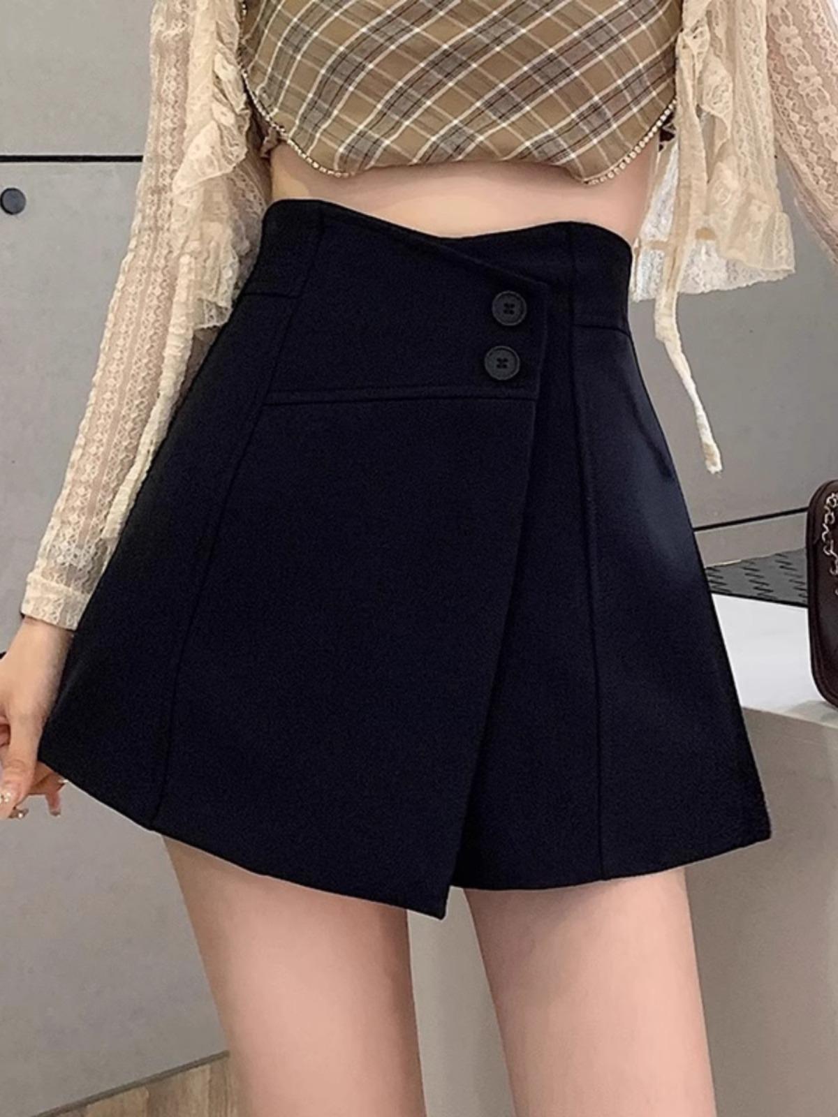 

Женская черная юбка А-силуэта с пуговицами и высокой талией - Весенняя мода 2024 S