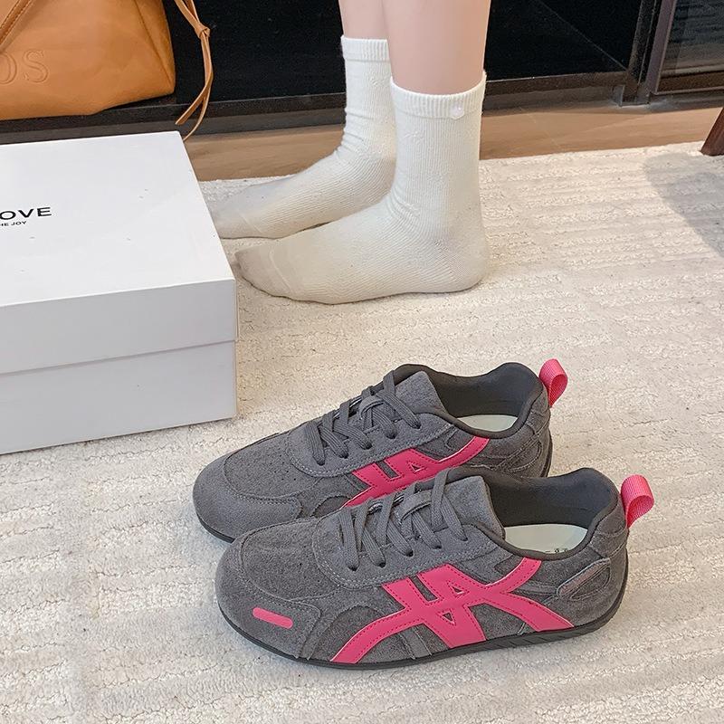 

Red women s autumn new autumn versatile sports and leisure little white women s shoes board shoes 40 серый