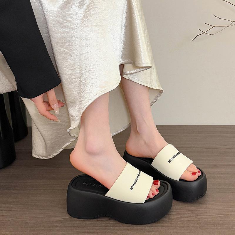 Thick-soled heightening cool slippers for women's summer wear 2025 new fashion with skirt one-word casual beach sandals