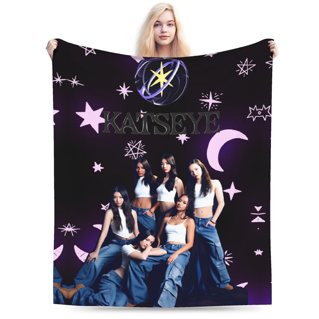 Katseye Kpop hudba Super měkká deka Studentská plyšová přehozová deka Vtipná na pohovku křeslo Flanelové přehozy Potah na pohovku postel