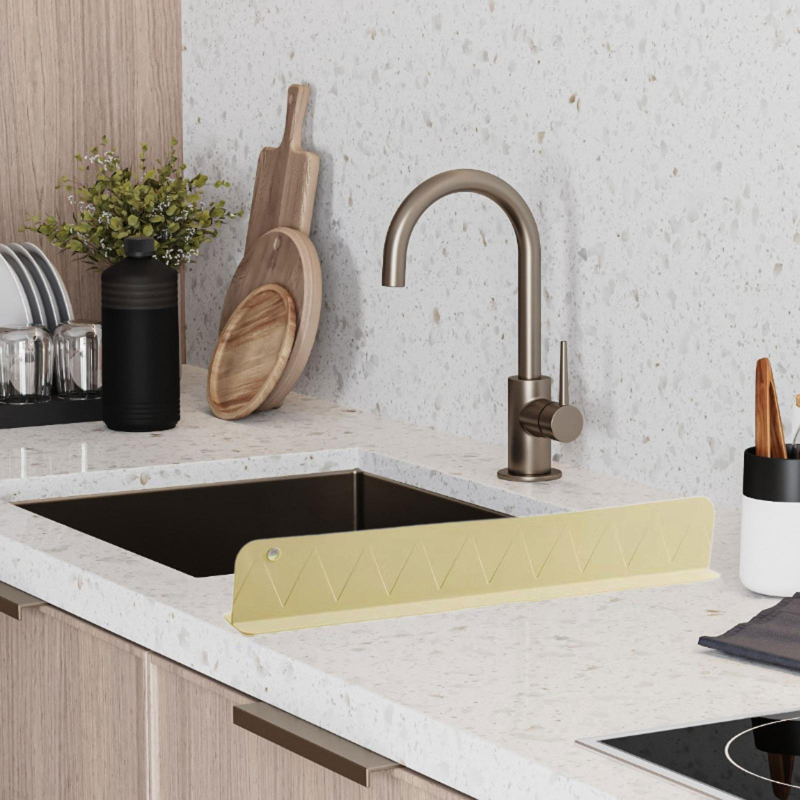 

Силиконовый защитный чехол для спины Легкий Универсальный Водоотражатель для Островного Домохозяйства бежевый