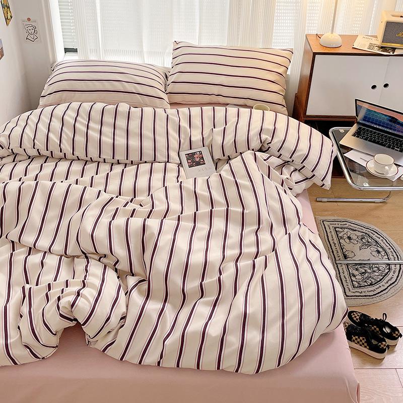 Korean Minimalist Striped Cotton Bedding Set: Duvet & Fitted Sheets for 1.8 Bed