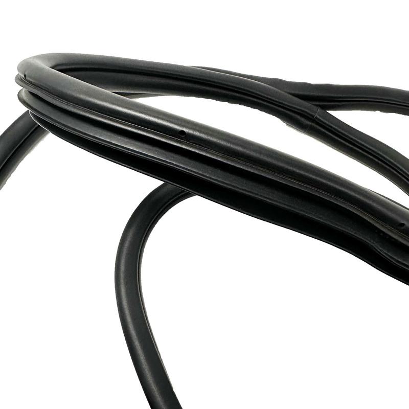 1Pc Body Side-Door Rubber Weatherstrip Seal FR/LH for 2015~ Hyundai Tucson TL  82110D3000