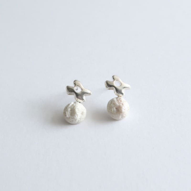 DOL Silver 925 Sea flower earring [White bubble]