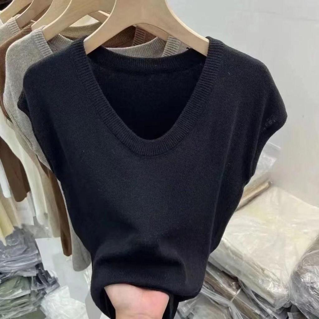 Elegant U-Neck Knit T-Shirt: Summer 2025 Fashionable, Lightweight Inner Wear for Women
