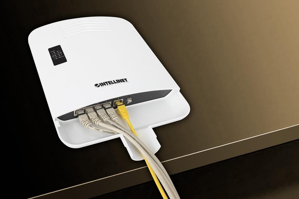 Intellinet Outdoor PoE Powered Gigabit Switch Extender 5-Port / 4-Port PoE+