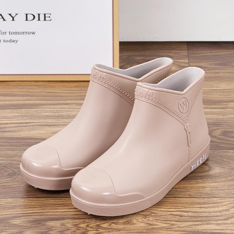 Korean Style Trendy Women’s Low-Top Flat Rain Boots with Cotton for Outdoor and Kitchen Use