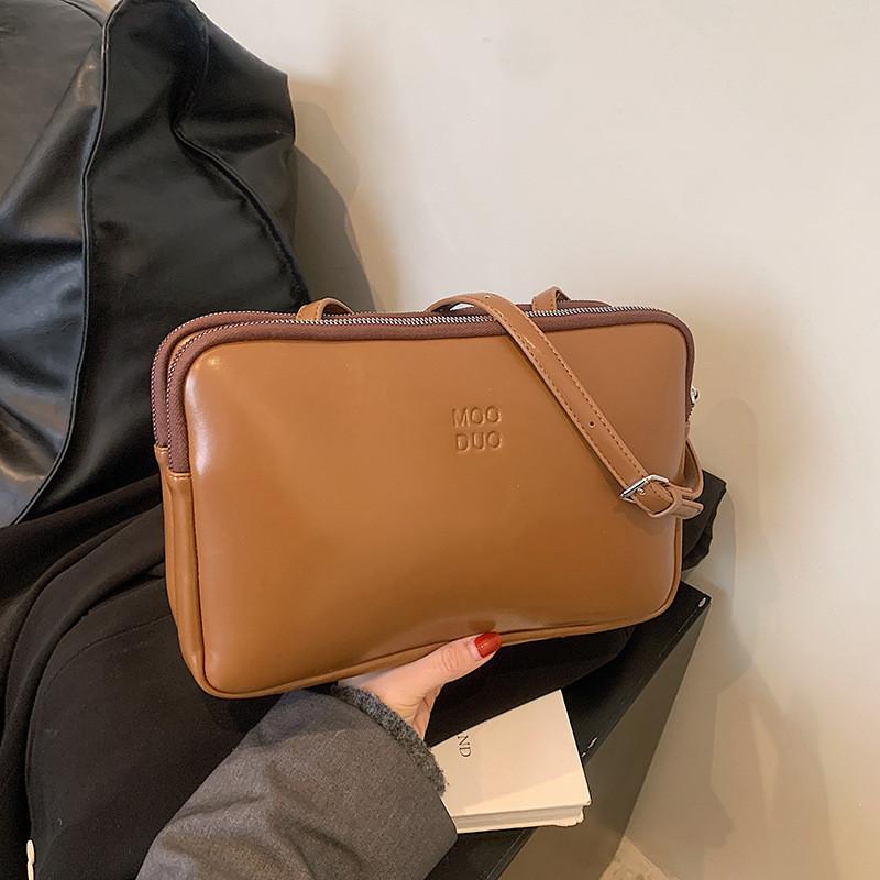 Stylish French Minimalist Shoulder Bag 2023 Autumn Winter Commuter Crossbody Bag коричневый