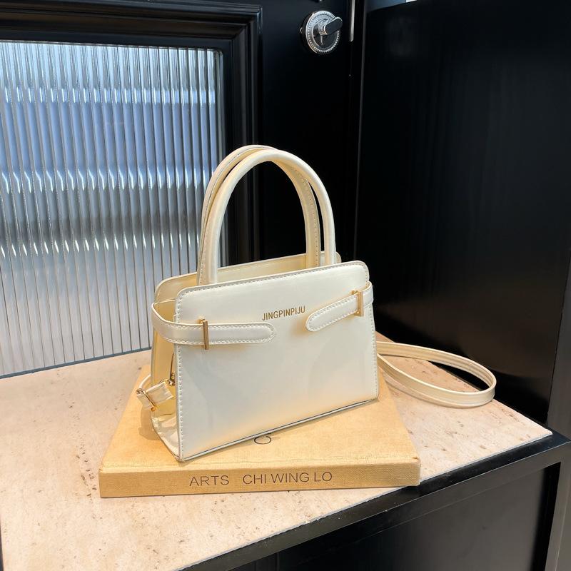 Summer fashion popular new commuter simple temperament solid color trend shoulder crossbody handbag