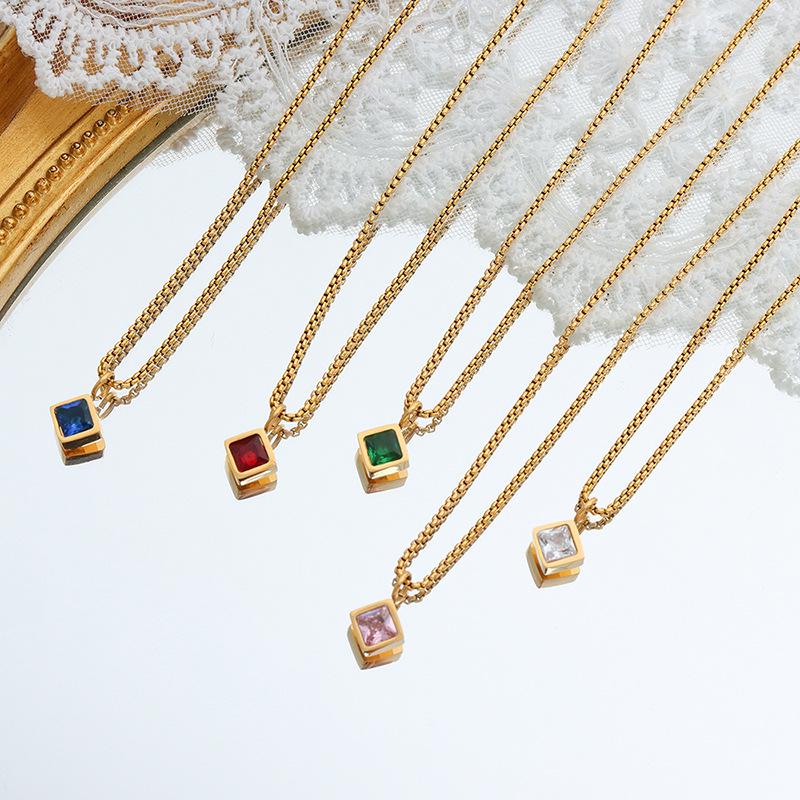 Elegant Zircon Glass Pendant Necklace with Pearl Chain