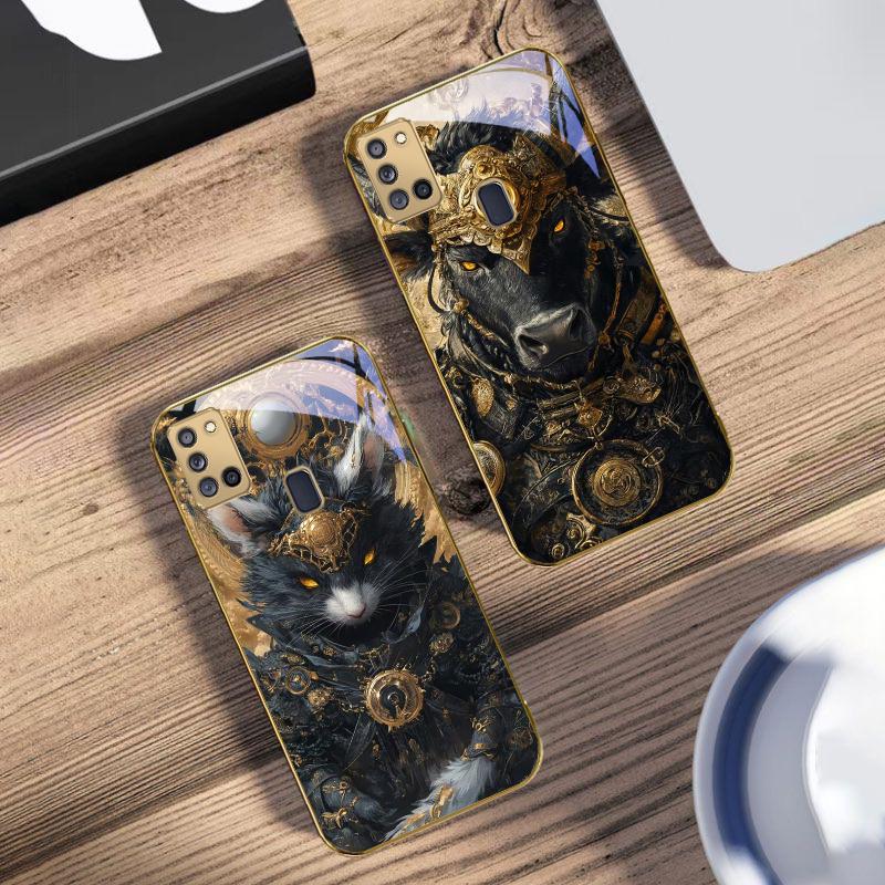 The Tiger of the Crown For Samsung A 31 32 A33 A34 35 14 A15 13 16 25 26 50 52 53 54 55 56 70 71 72 73 Golden glass phone case