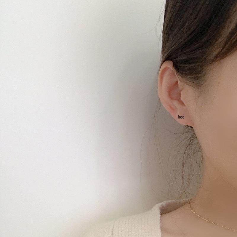 Versatile Mini Hollow Star Stud Earrings: S925 Sterling Silver Gold-Plated for Women