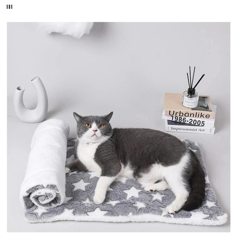 Plush Pet Sleeping Mat Dog Bed Puppy Bed for Small and Large Dogs Cat Litter Cushion Pet Supplies