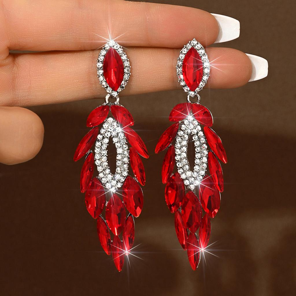 Light Luxury Style Diamond-Encrusted Hollow Water Drop Earrings, Personality Niche Temperament, High-End Earrings, Women