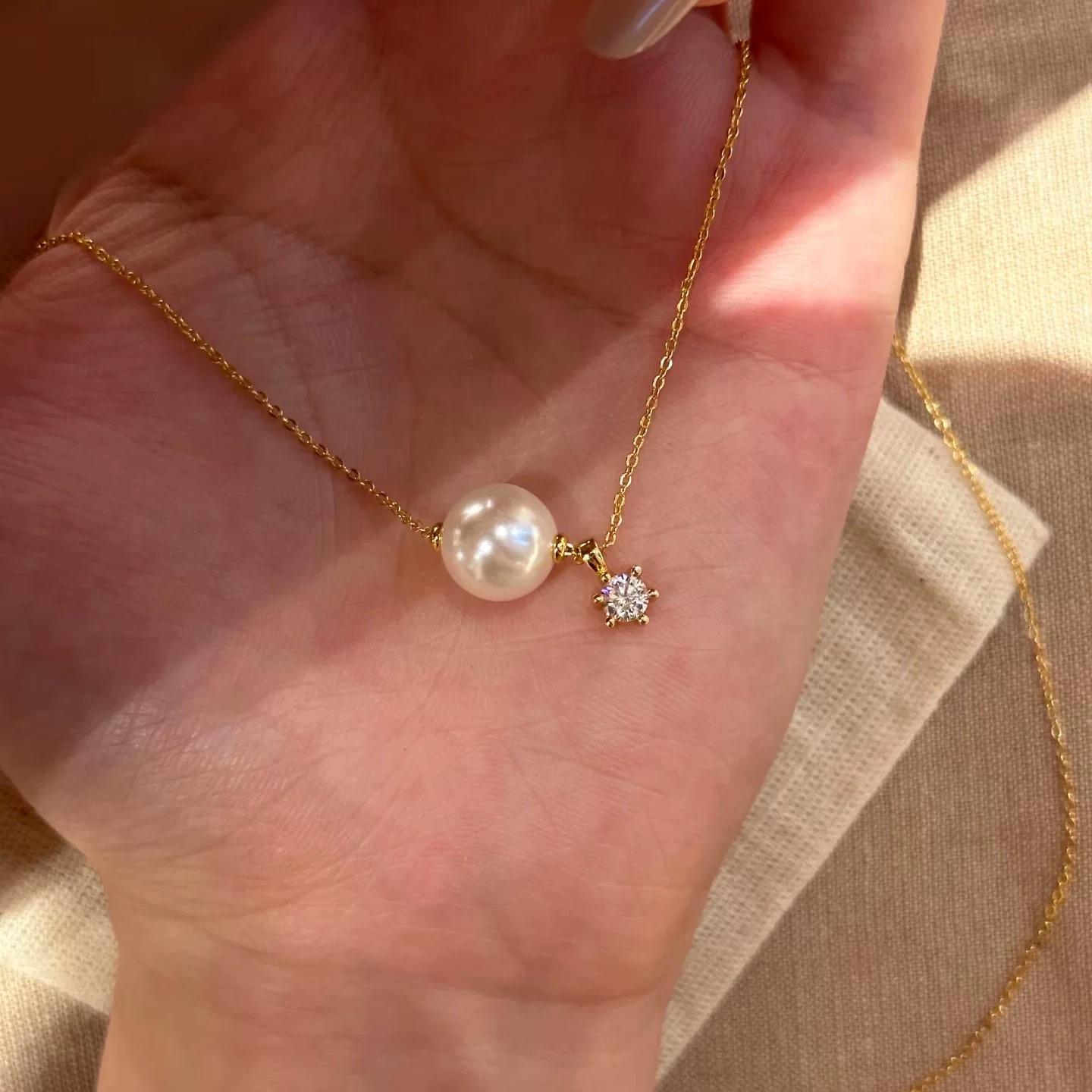 

Lost in Translation: Gold-Plated Zircon Loulou Pearl Necklace for Women золотий