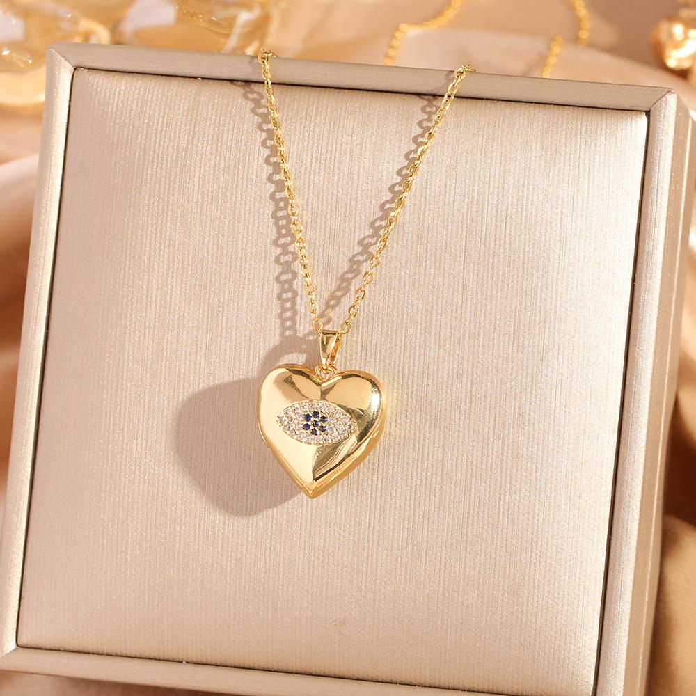 Four Leaf Clover Pendant Necklace For Women Fashionable Zircon Crystal Adjustable Chain Delicate And Versatile Jewelry