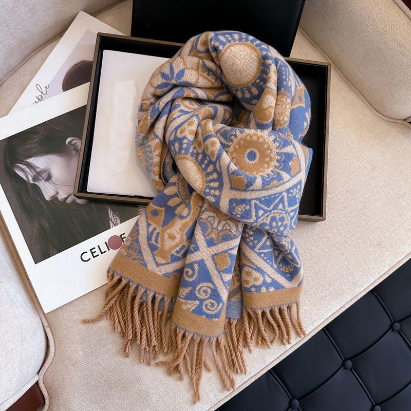 Women's Ethnic Bohemian Shawl: High-End, Thickened, Warm Jacquard Snood Scarf for Autumn and Winter