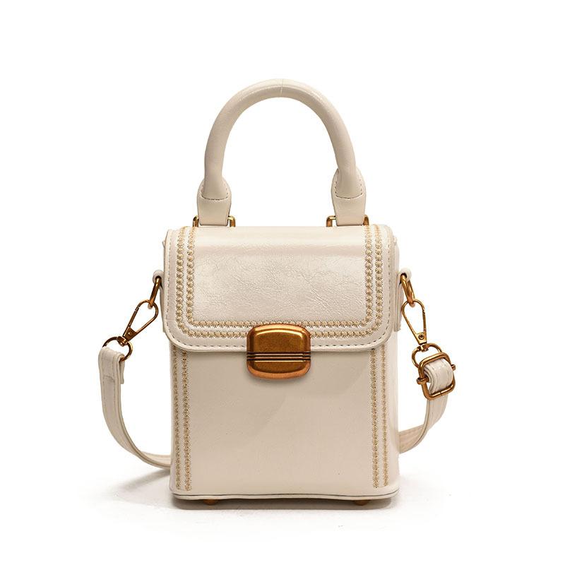 Today's fashion, retro, high-end portable box bag, simple temperament, versatile commuter messenger women's bag