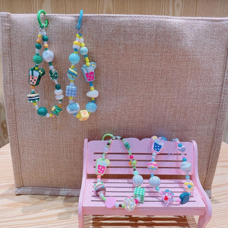 Neue Cartoon-Handgezeichnete Kette, Niedlicher Auto-Schlüsselanhänger-Anhänger, Taschenaccessoire, Kleines Geschenk