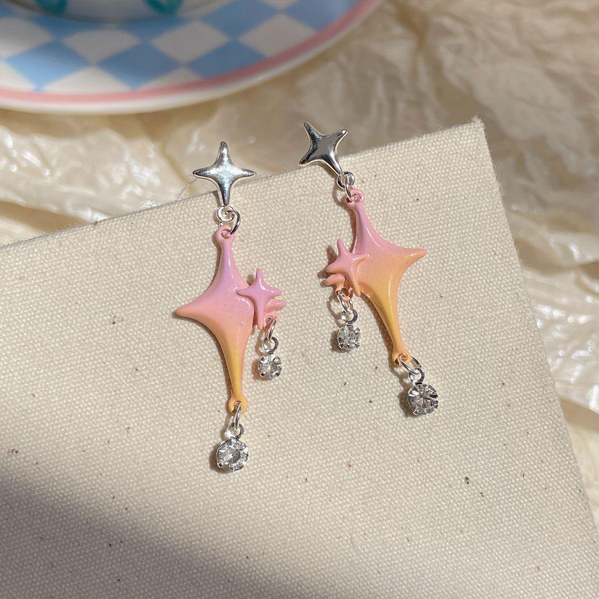 

Серьги-кисточки в виде бабочек с розовым и желтым градиентом — женственная серебряная игла, милый дизайн в виде звездочки феи, изысканные и универсальные.