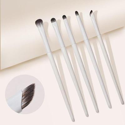 Lot de 5 pinceaux de maquillage pour les yeux en porcelaine blanche pour application de maquillage détaillé des ombres à paupières