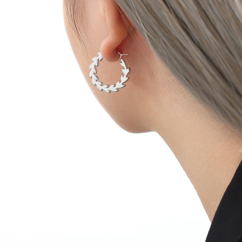 New Geometric Wheat Ear U-Shaped Titanium Steel Earrings - Retro, Unique, Light Luxury Design