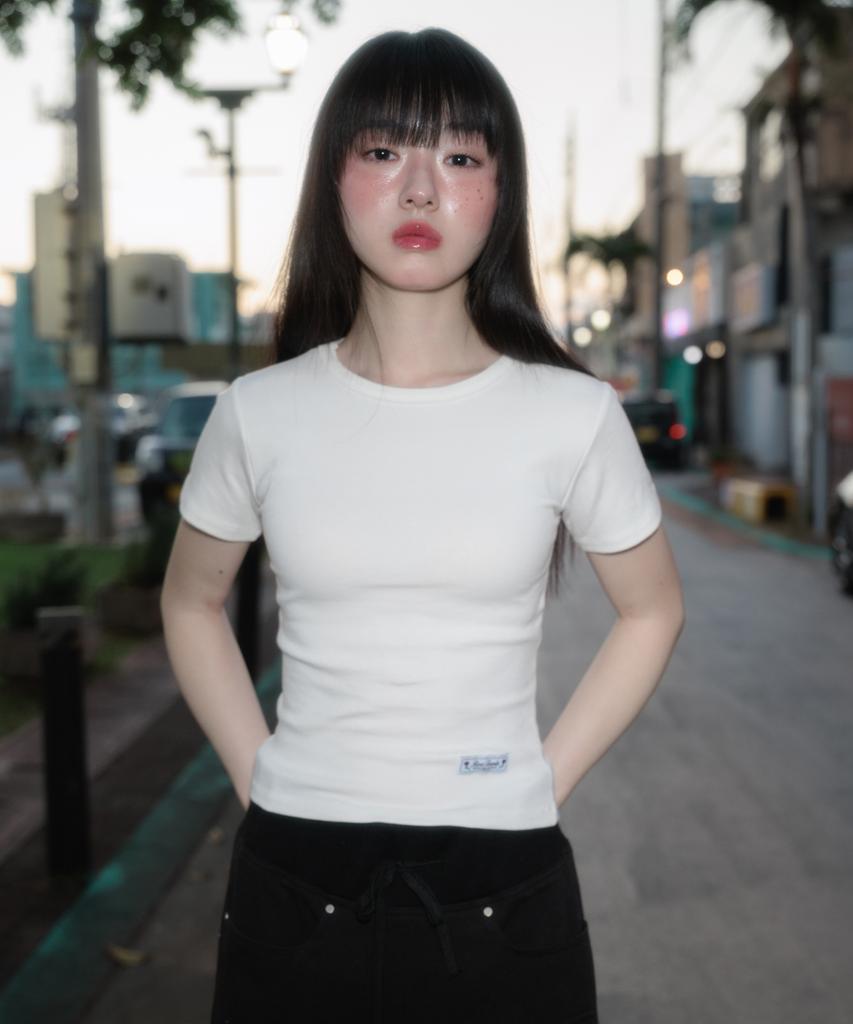 ROSEFRANTZ Essential Rose Label T-Shirt [Ivory]