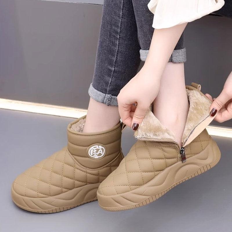 Snow cotton women's 2025 new bread winter versatile velvet thickened short boots waterproof and non-slip Northeast cotton shoes