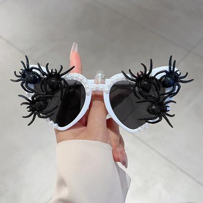 Fashion Shiny Pearl Design Shades Funny Spider Decor Carnival Party Use White Sun Shades Women Ins Decor Sun Eyewear