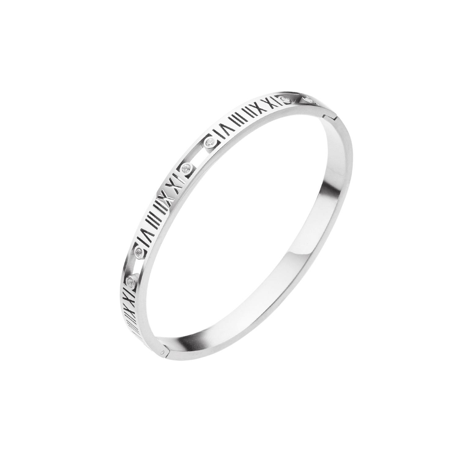 

Ювелирный креативный полый браслет с шестью бриллиантами Roman Clack серебряный