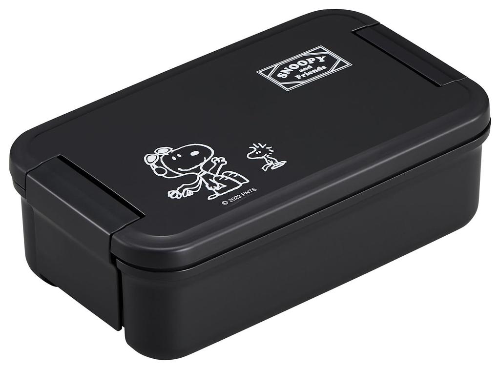 OSK Bento Box Snoopy Black Lunch Box 500ml Made in Japan With dividers Microwave and dishwasher safe Integrated gasket Easy to clean Stain resistant