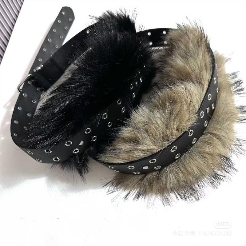 1 Peça Cós de Vaca Peludo para Boate Corrente de Cintura de Pelúcia Cinto Punk de Inverno Y2K Contas de Metal Vintage Peludo Sexy Cintos de Pele Sintética Moda