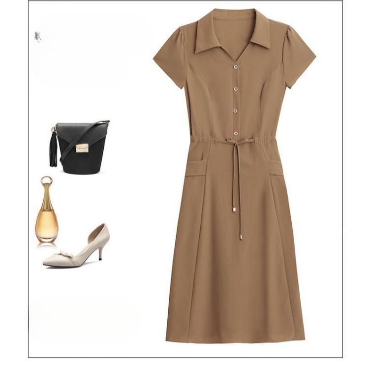 Modisches Sommerkleid für Mütter Lockere Passform Bindegürtel Elegant und Schlankmachend Mittelalte Frauen
