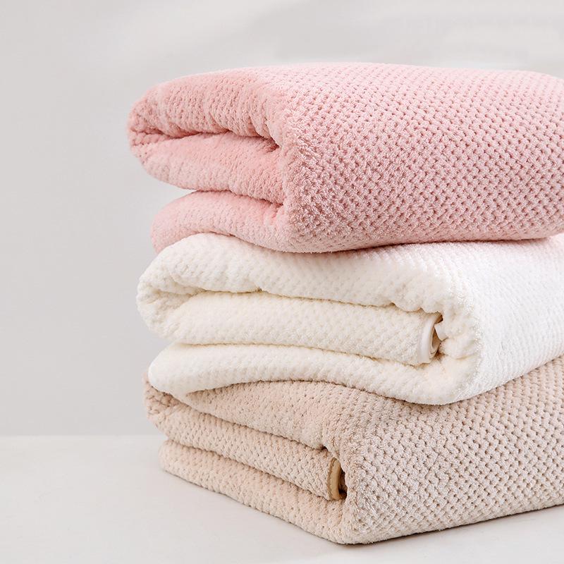 Merbau Coral Fleece Bath Towel Set - Thickened, Soft, Absorbent Couple Towels